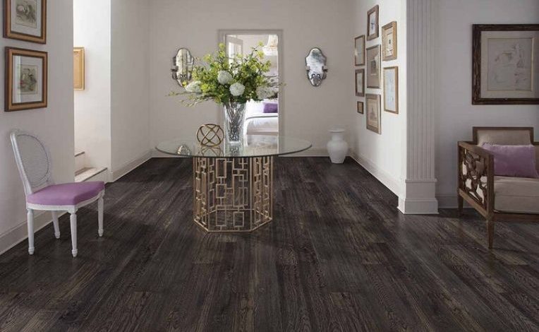 PVC floors are ideal for use in high traffic areas in your home.