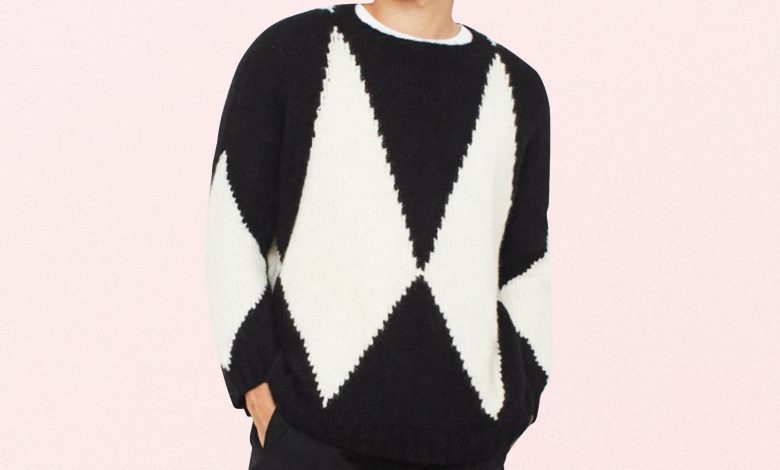 Fashionable sweaters to spice up your wardrobe